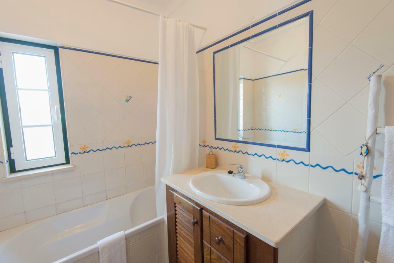By The C House Apartment Вила Нова де Милфонтеш Екстериор снимка