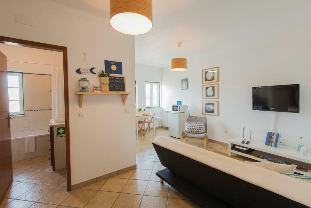 By The C House Apartment Вила Нова де Милфонтеш Екстериор снимка